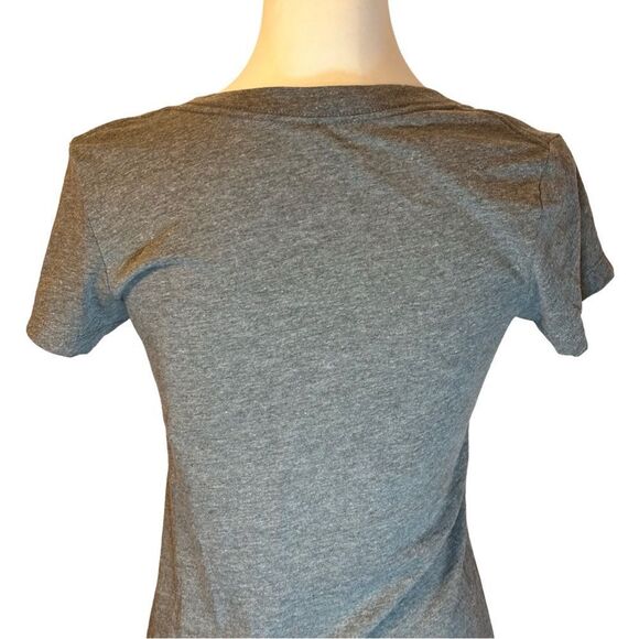 One Love Gray Slim Cut V-Neck Short Sleeve T-Shirt Sz M - Picture 3 of 6